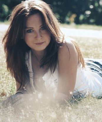 Злата, 26